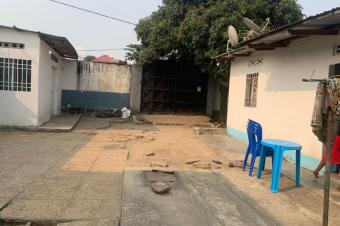 Parcelle  MontNgafula 25 sur 35m 150.000